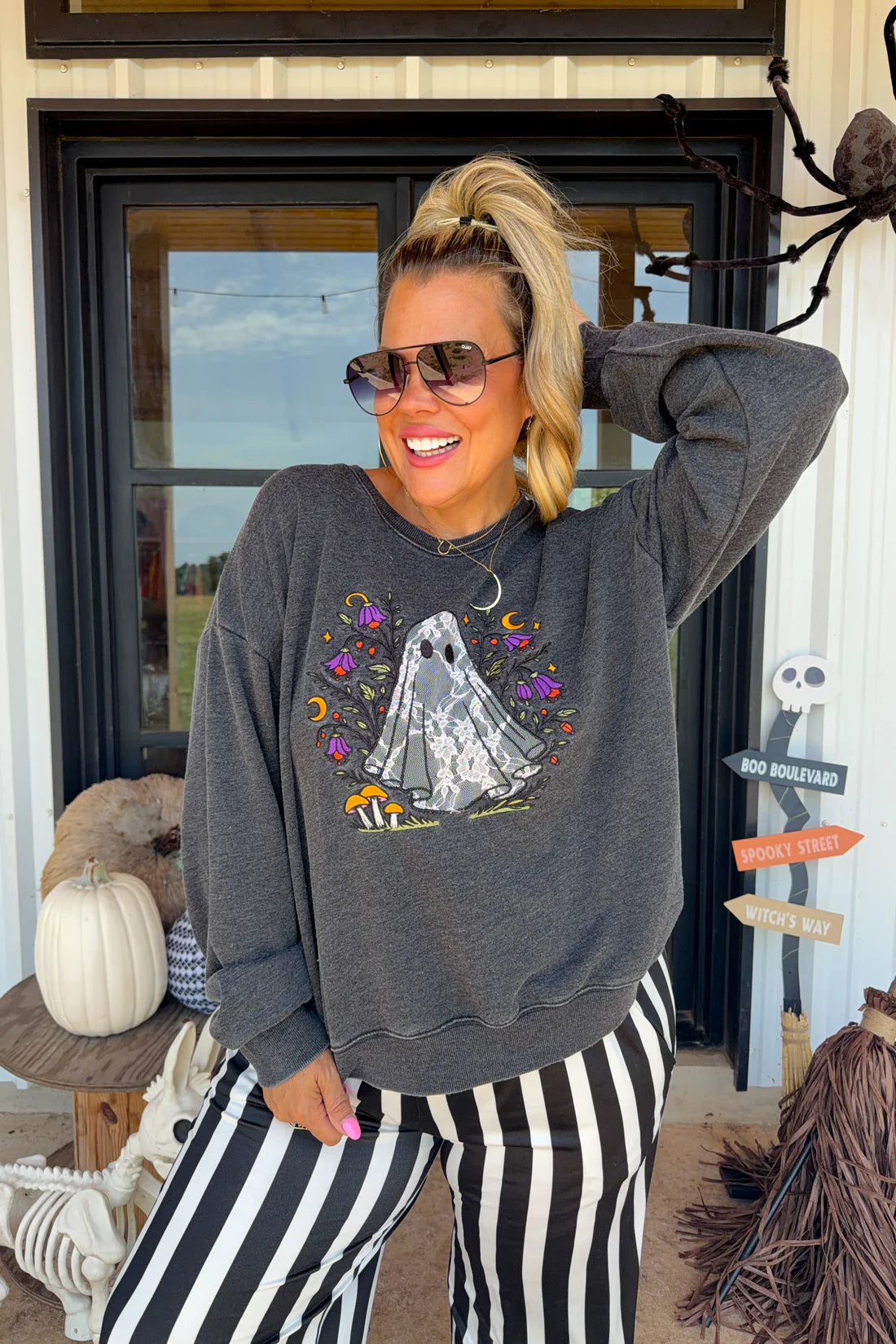 Ghost in Bloom Pullover : PREORDER