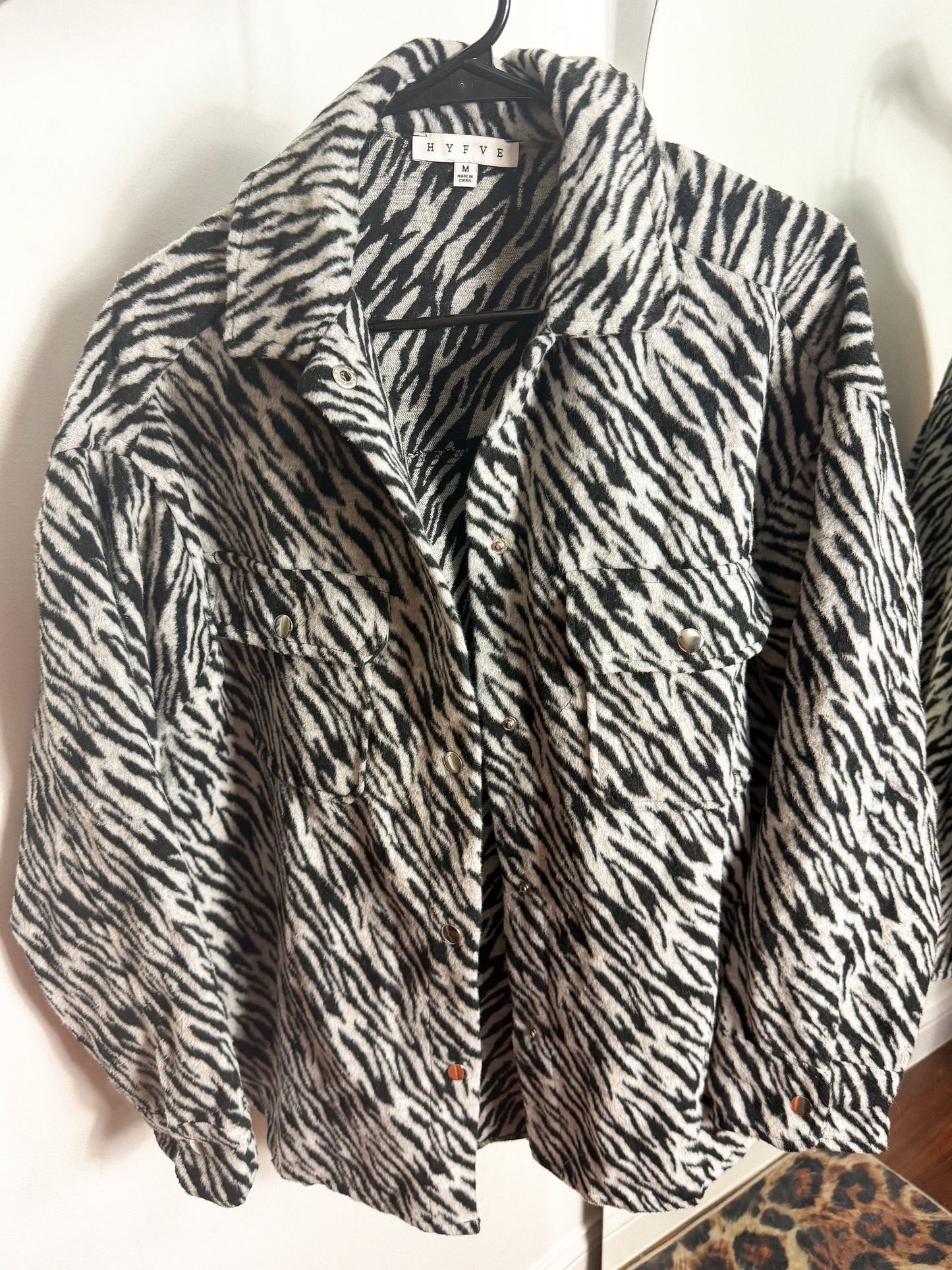 Zebra Shacket : L