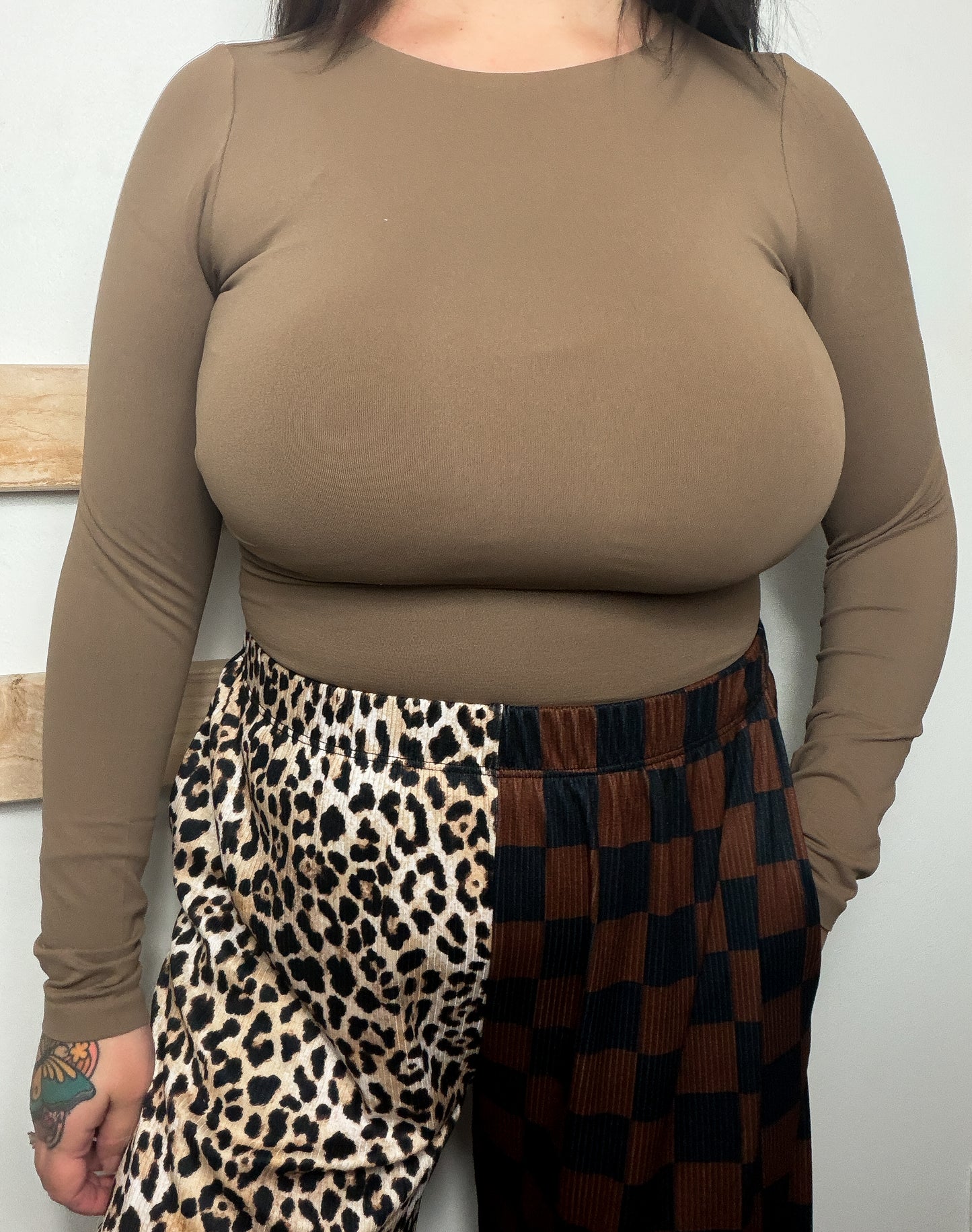 Smooth As Butter Compression Tee : Mocha