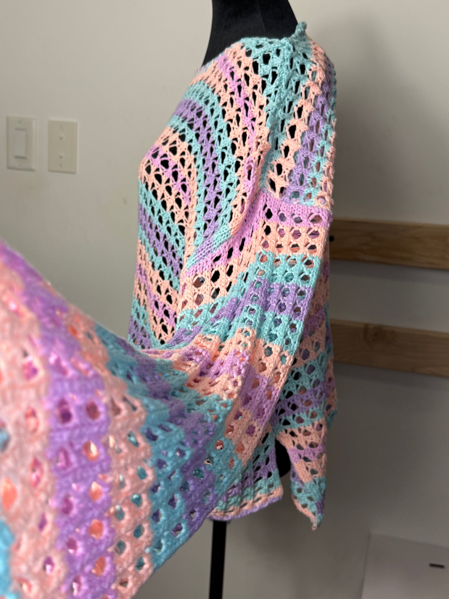 Pastel Stripe Sweater : XL