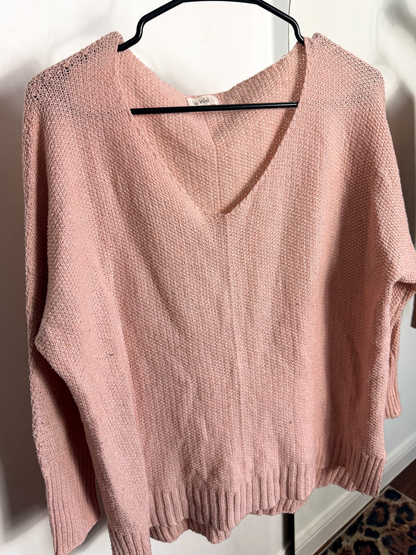 V Neck Sweater : Light Pink : M