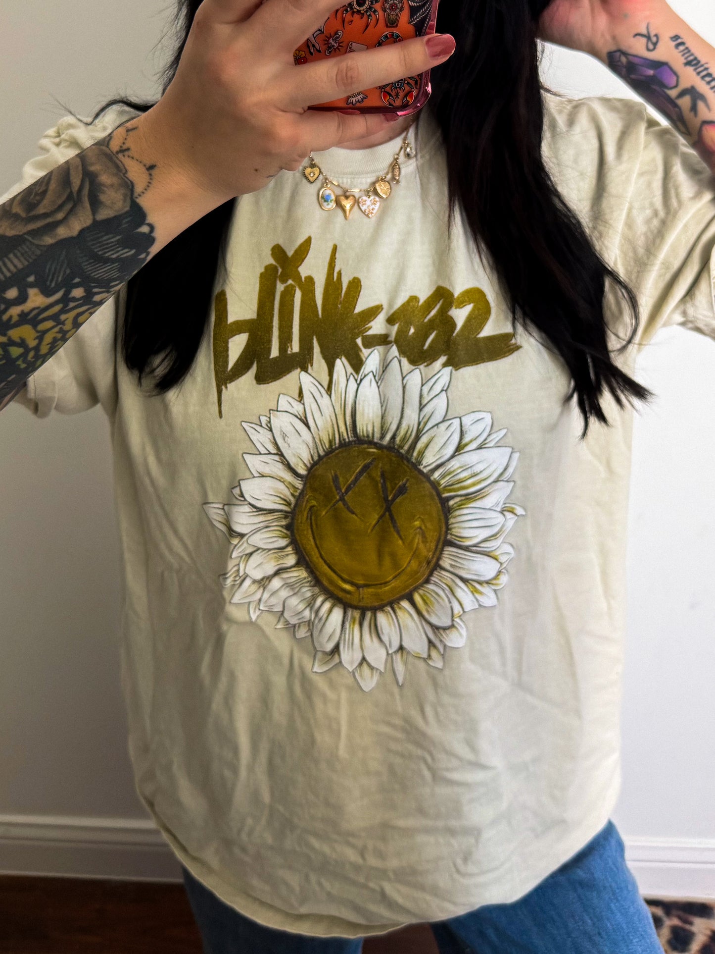 B182 Tee : XL