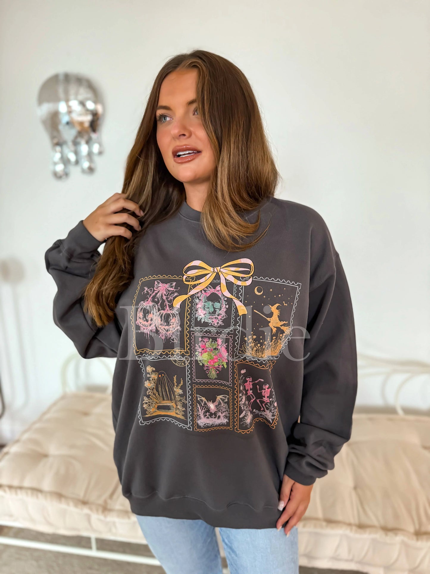 Retro Girly Halloween Crew (XL left)