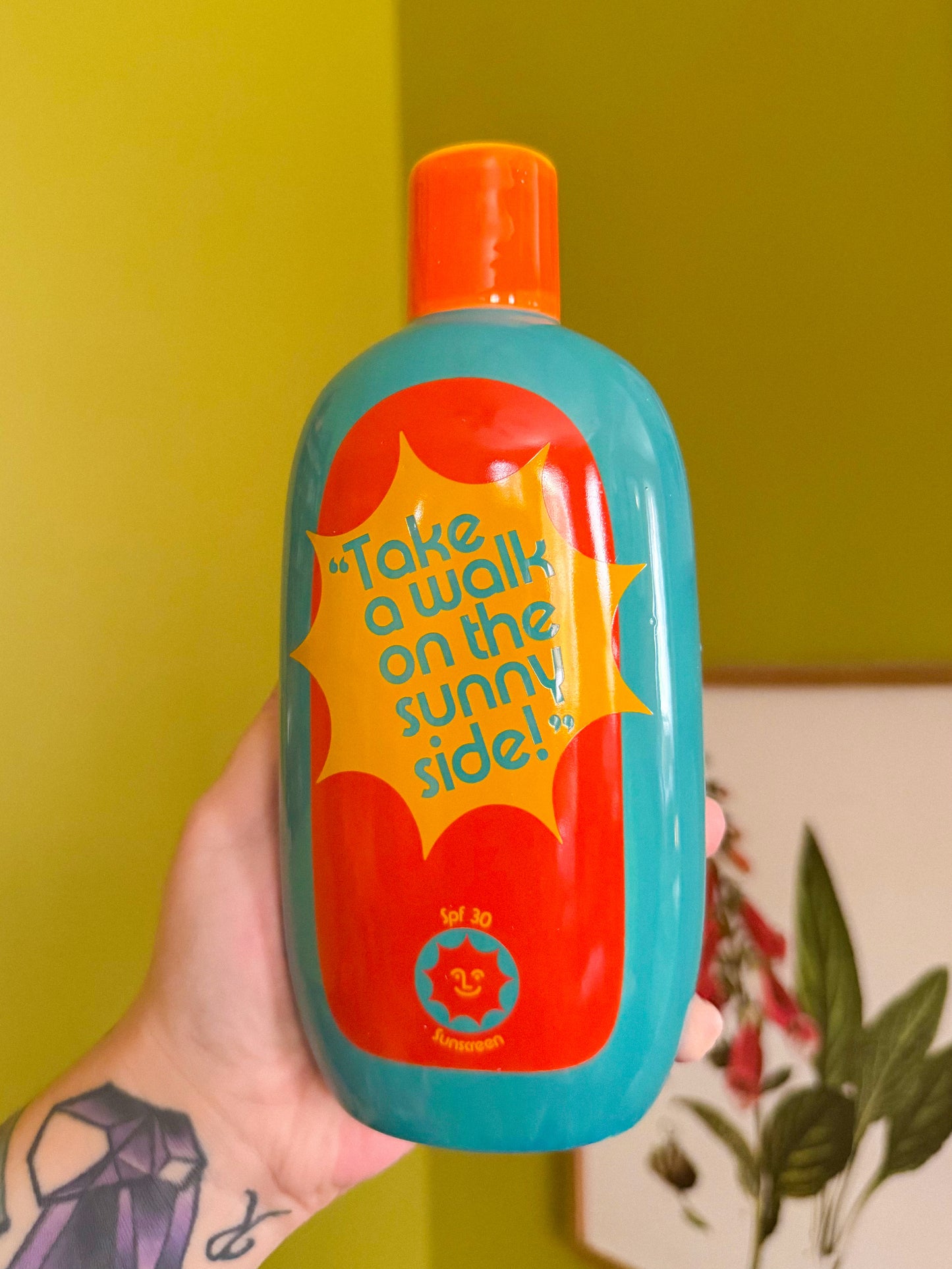 Sunblock Ceramic Vase : 2 Sided