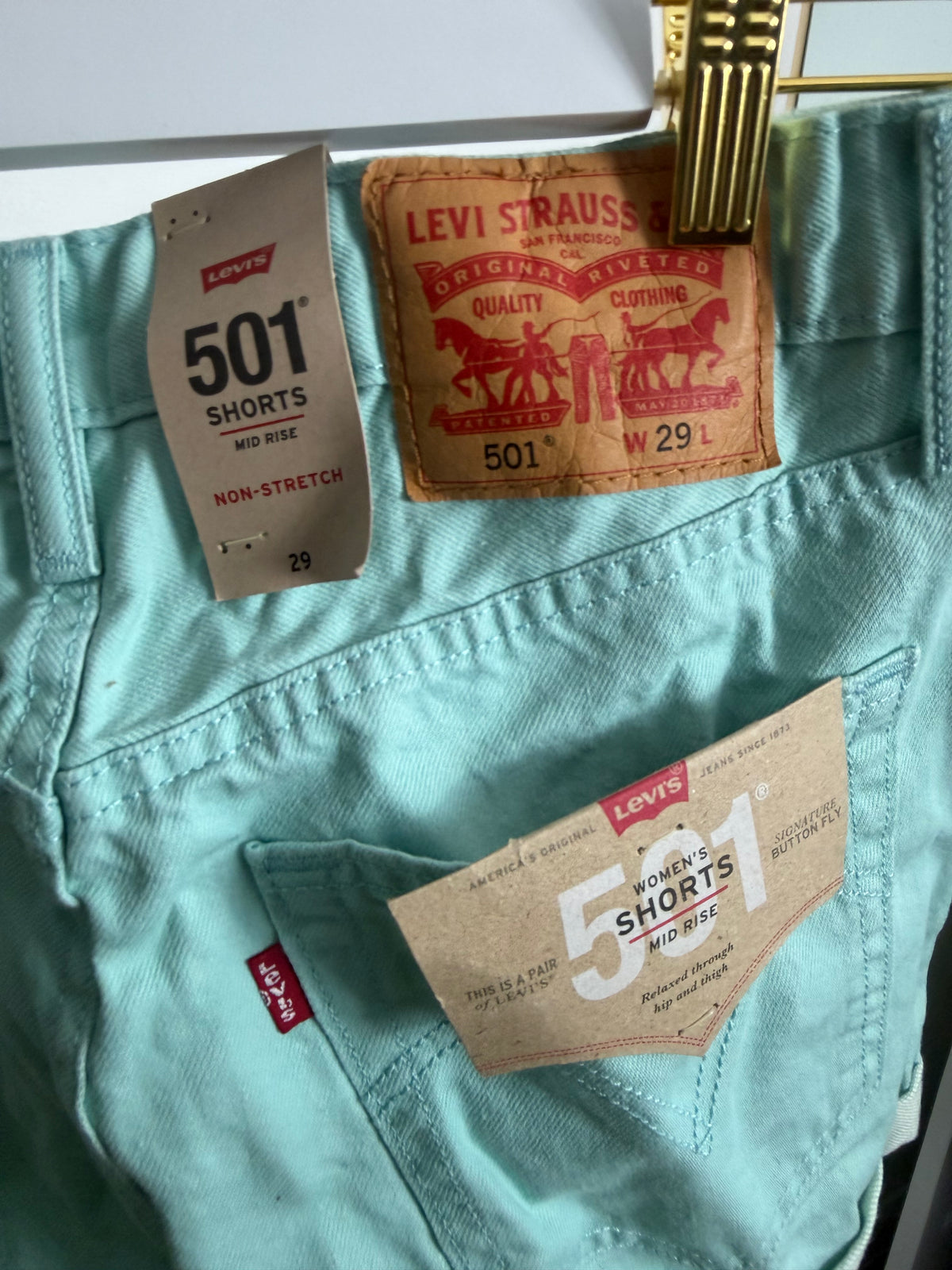 Levi Teal Shorts : SZ 29