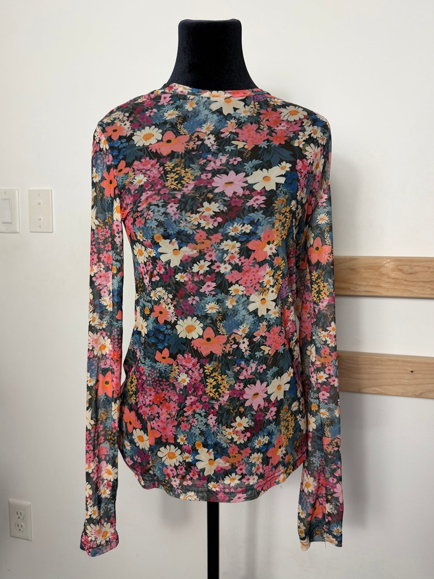 Mesh Floral Blakeley Top : L/XL