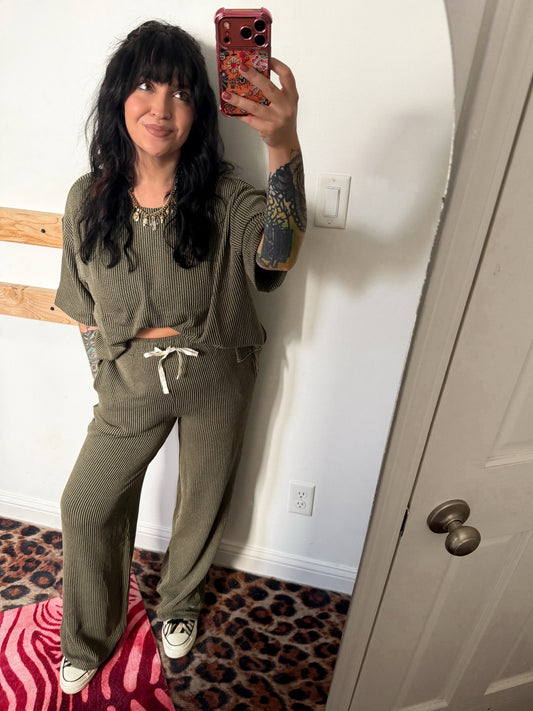 Coffee Date Set : Olive