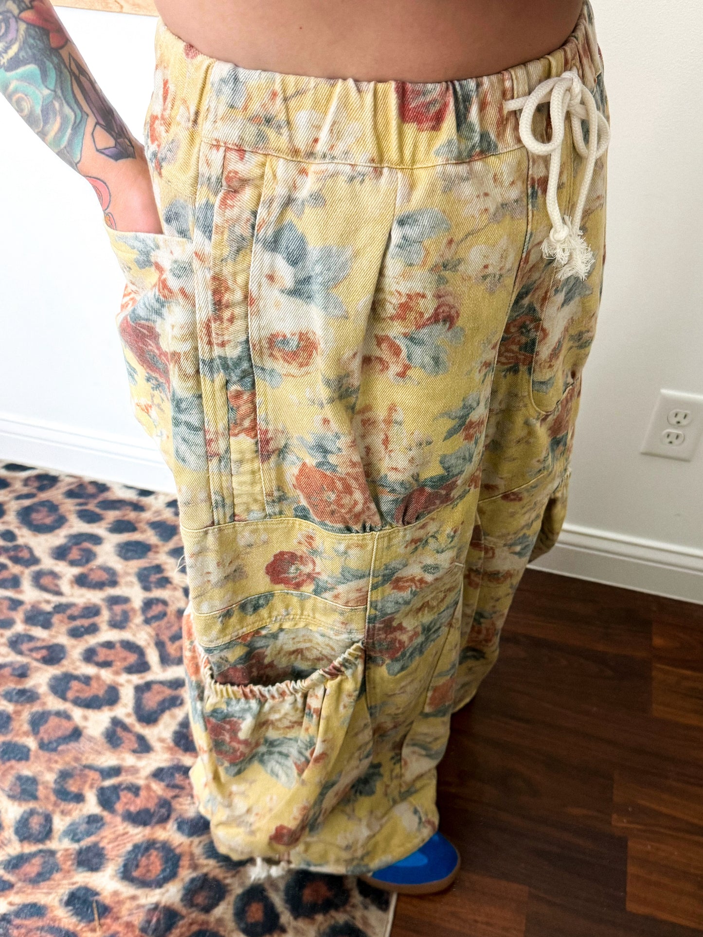 Mello Floral Pants