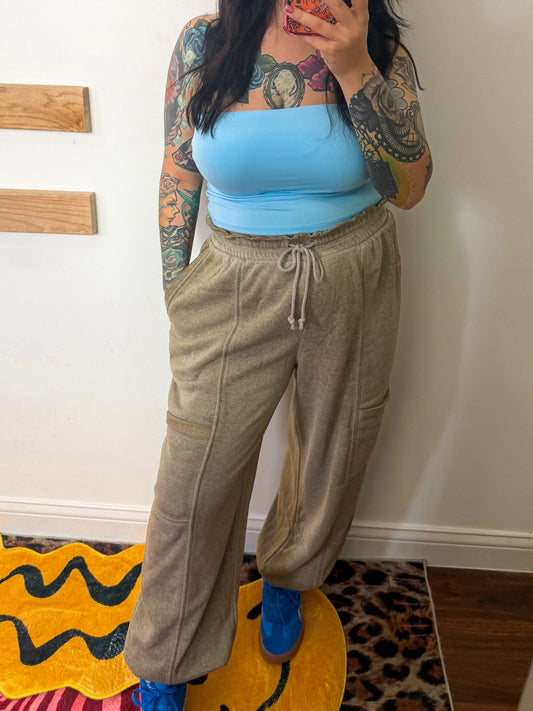 Cloud Nine Wide Leg Joggers : Taupe