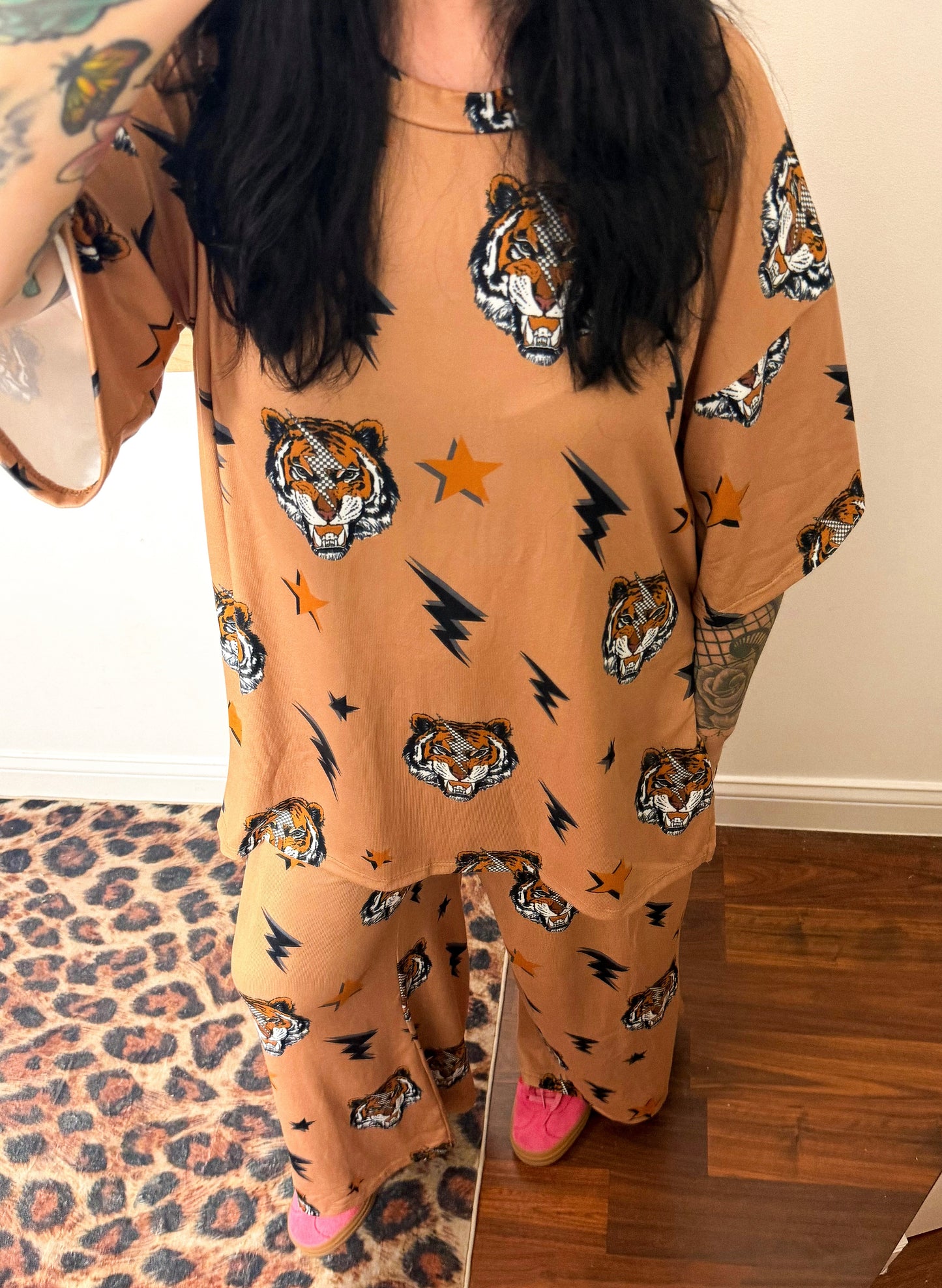 Easy Tiger Set