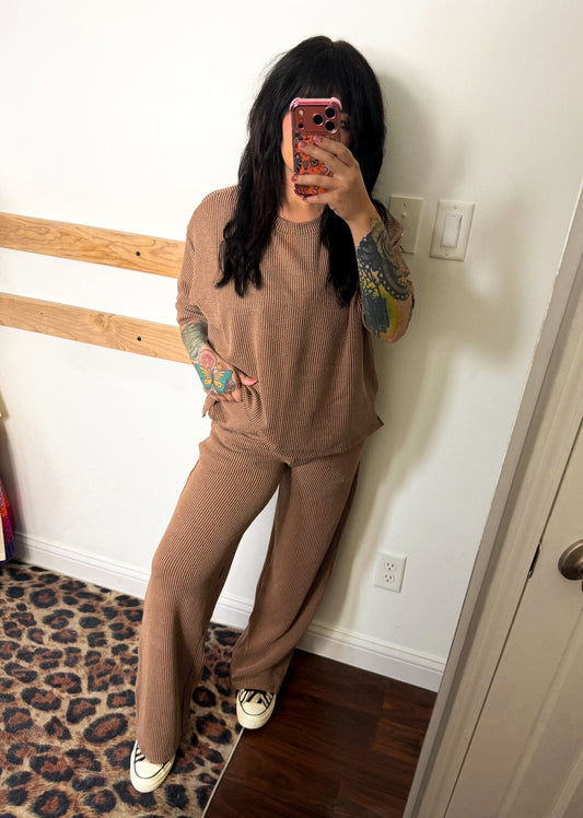 Coffee Date Ribbed Set : Brown
