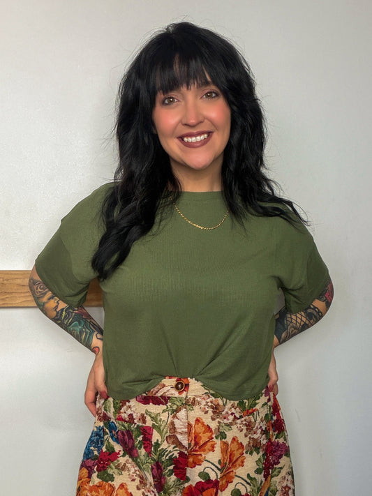 Collin’s Ribbed Box Tee : Olive