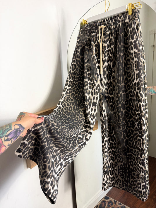 Leopard Drawstring Pants : M