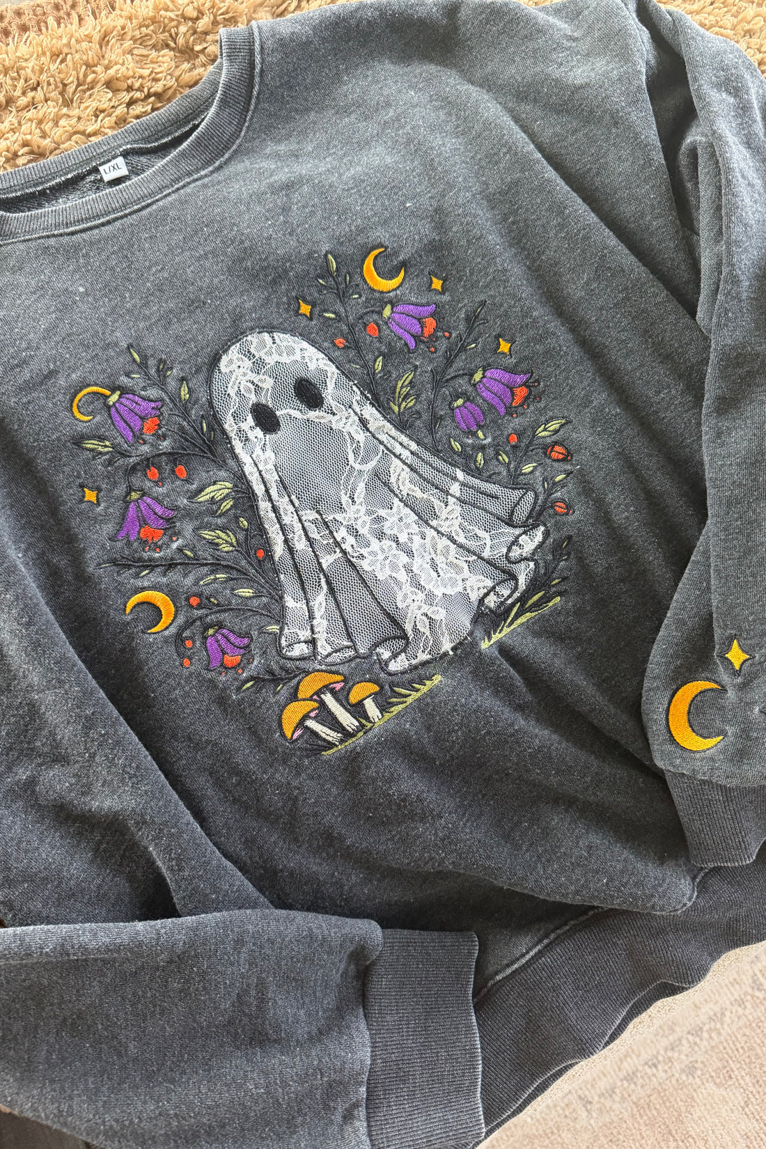 Ghost in Bloom Pullover : PREORDER