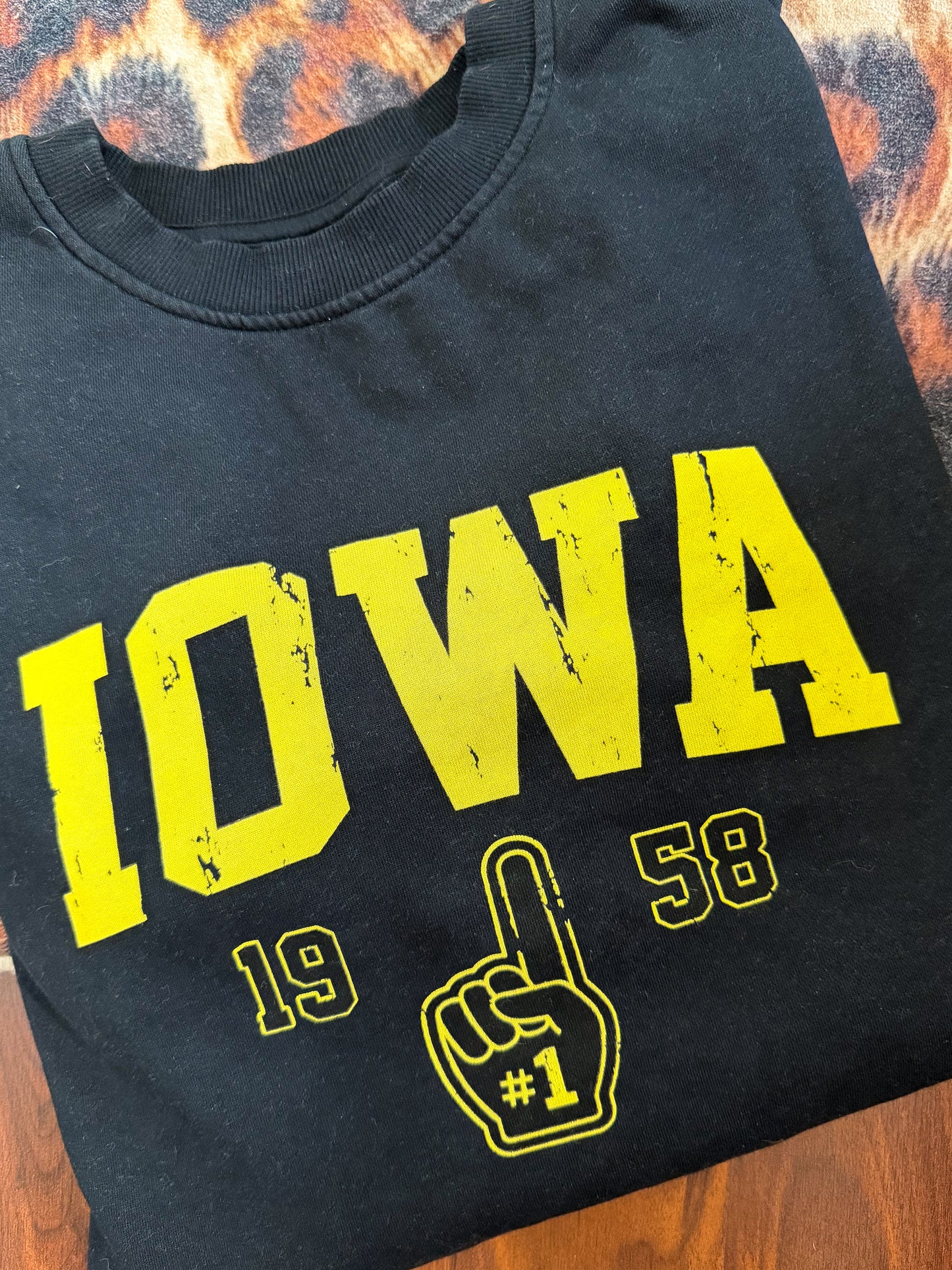 Iowa Hrt&Luv Crew : L