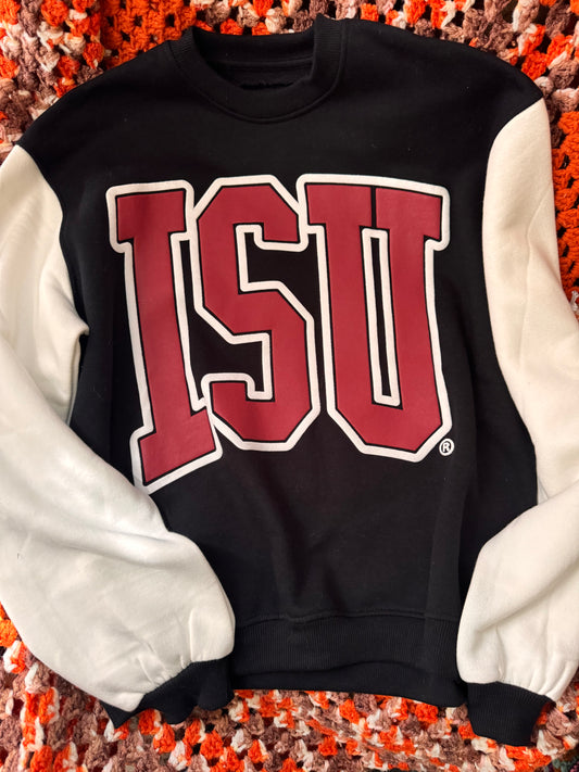 ISU CREW : officially licensed (M left)