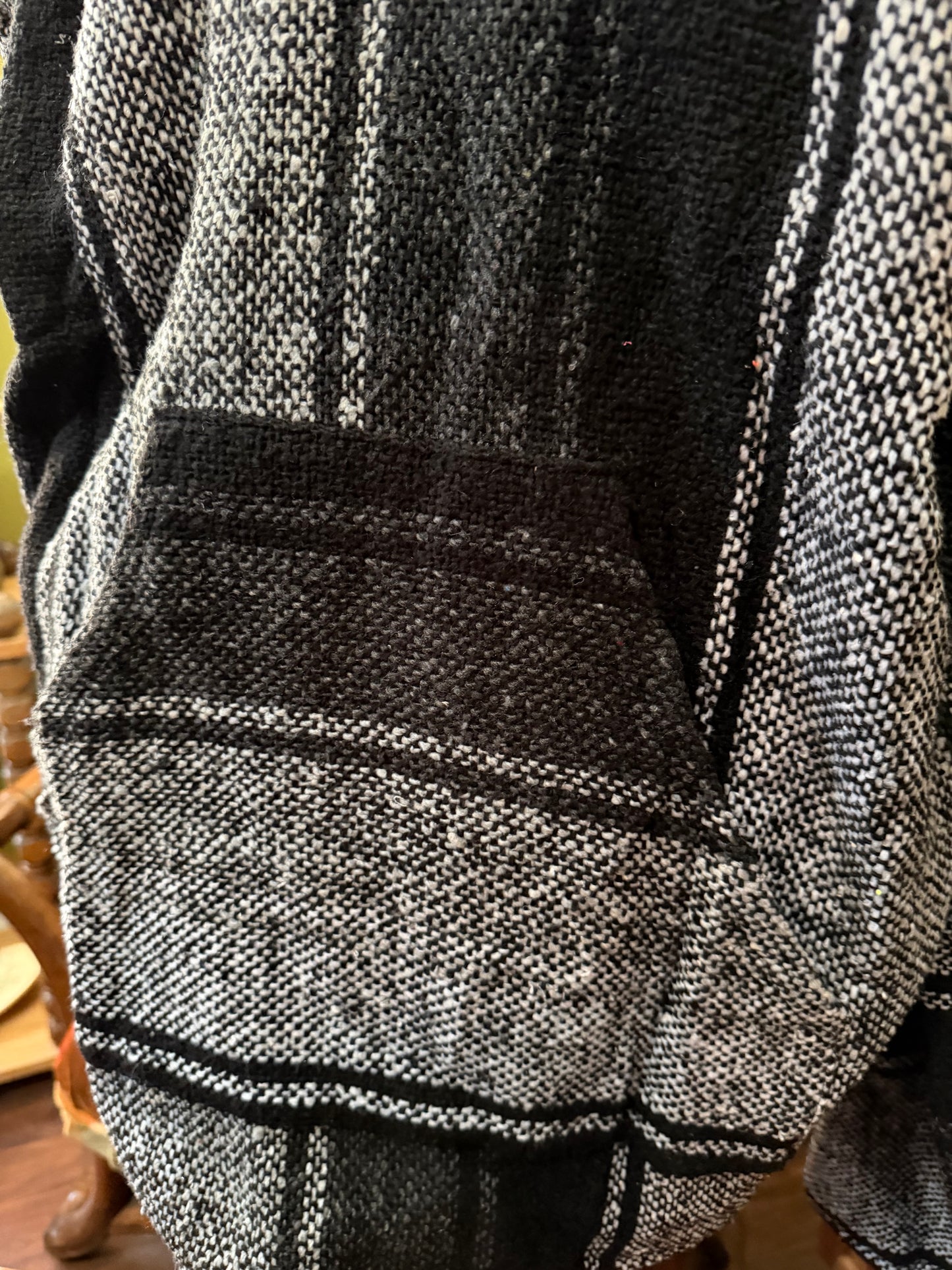 Charcoal Rug Hoodie : XL/2X