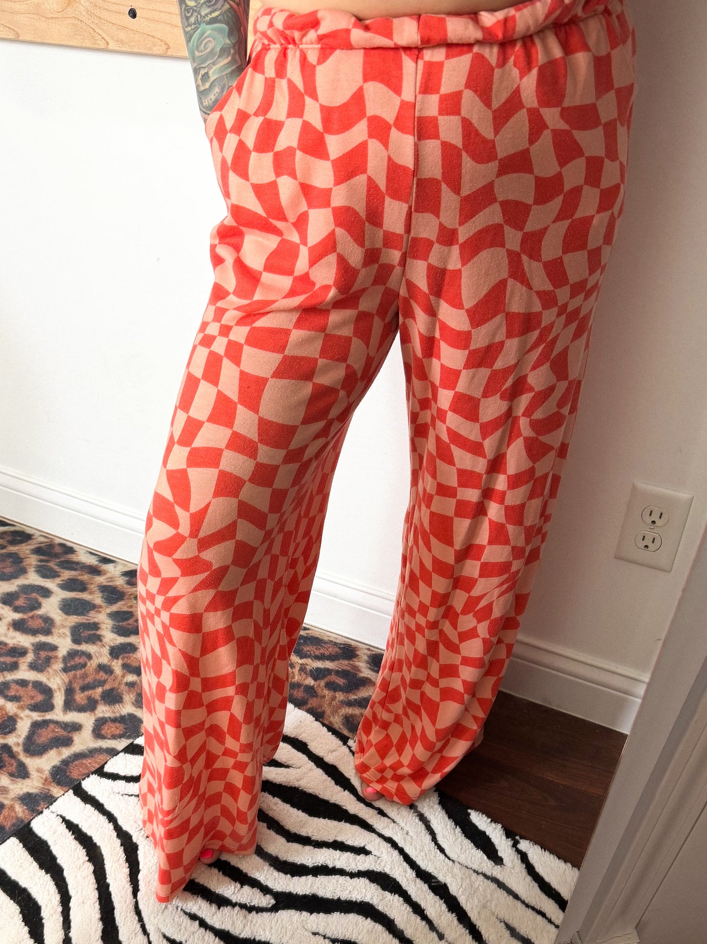 Peach Wave Pants : L