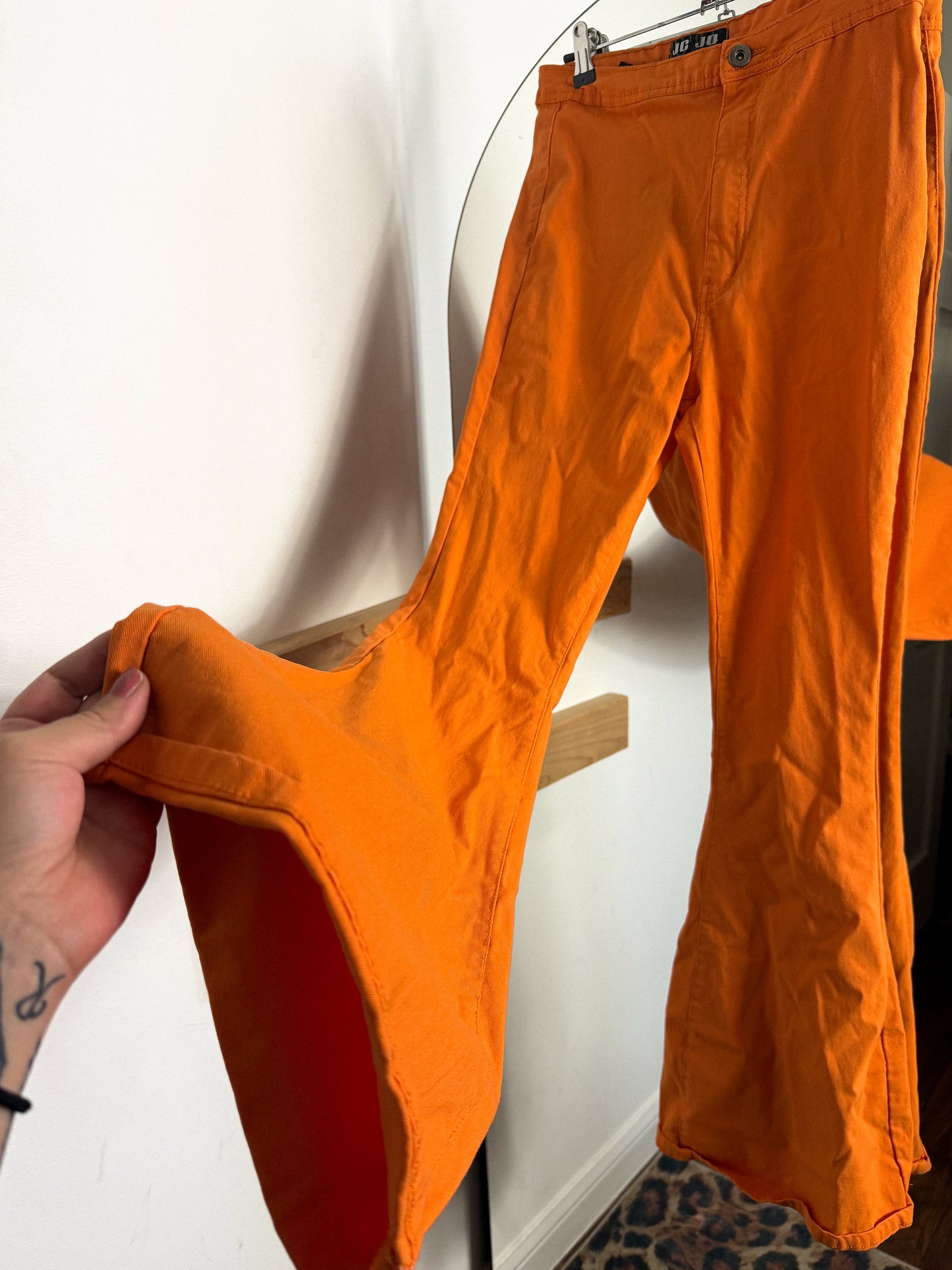 JC Orange Bells : XL : 33” inseam