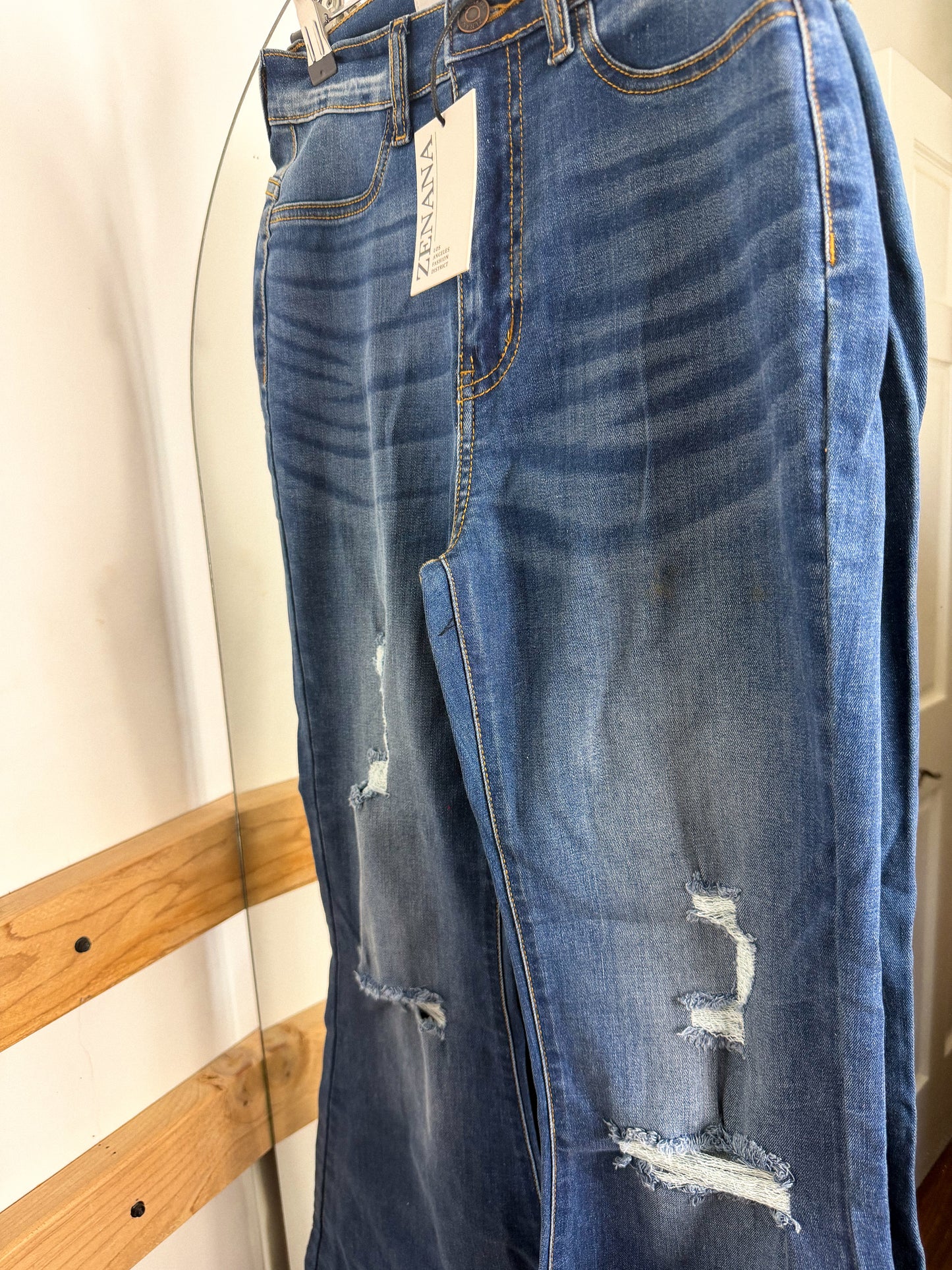 Zenana Destructed Bells : NEW W TAGS : SZ 26