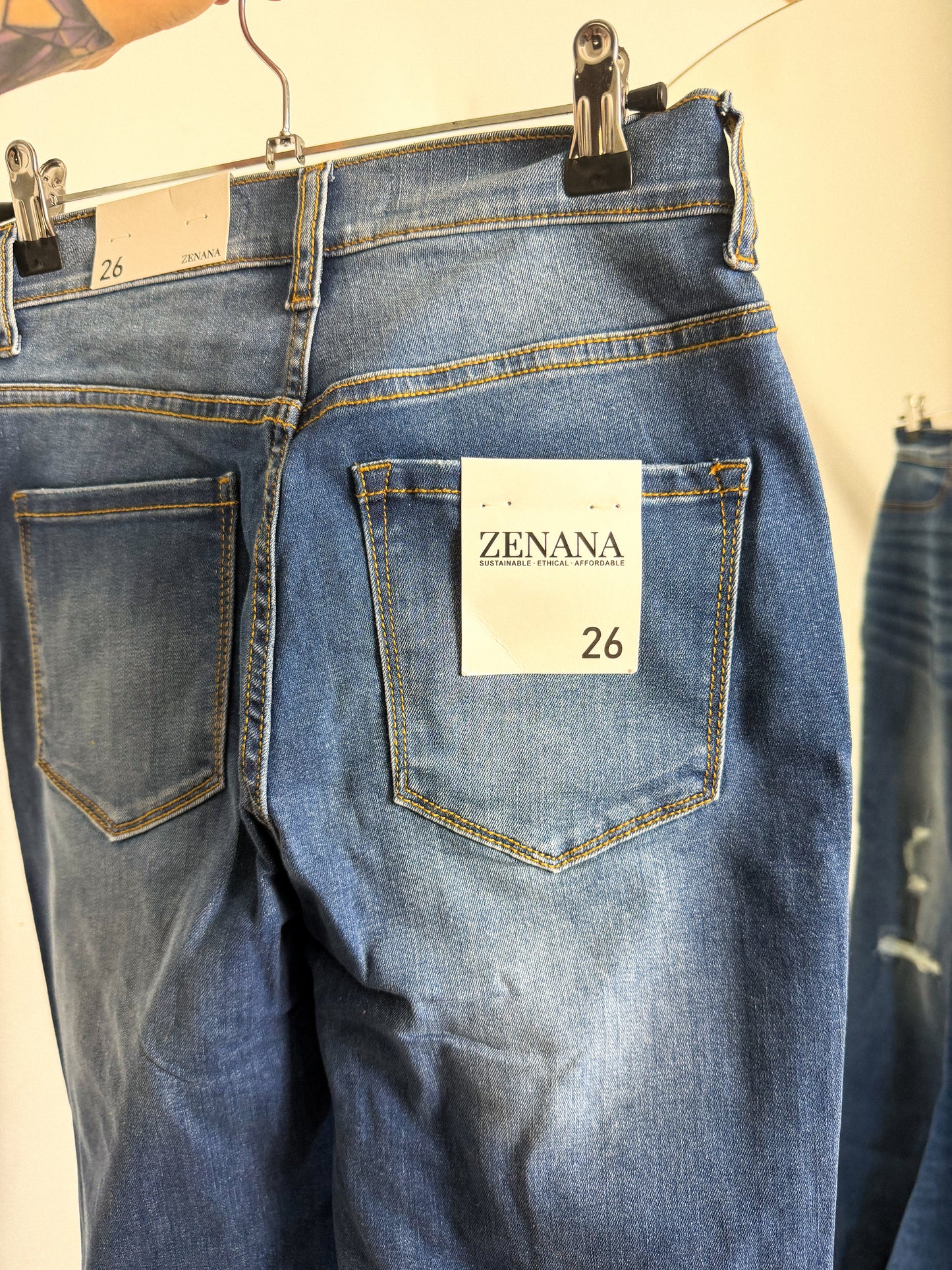 Zenana Destructed Bells : NEW W TAGS : SZ 26
