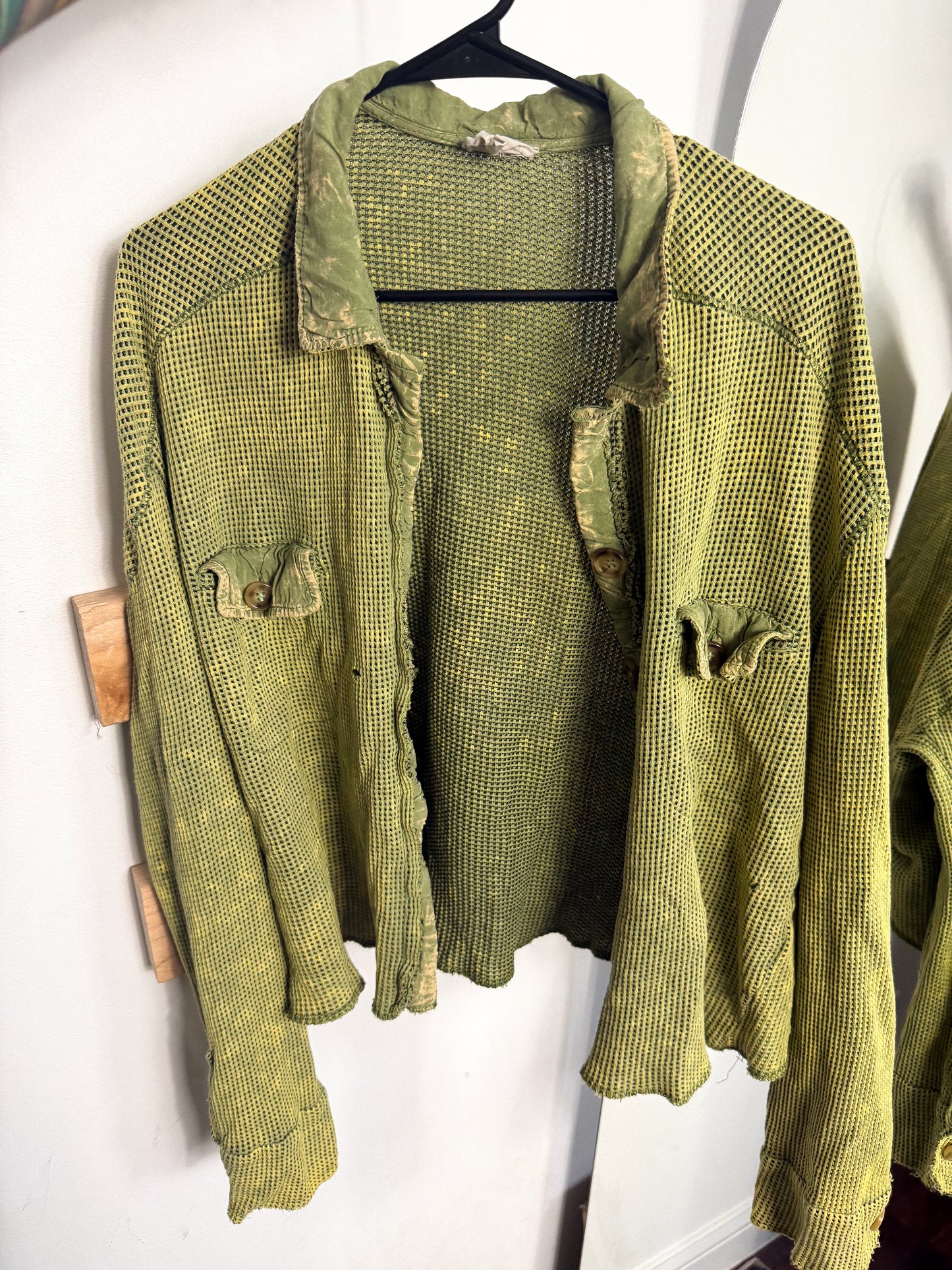 BIBI Candy Apple Cropped Shacket : M : Destructed : M