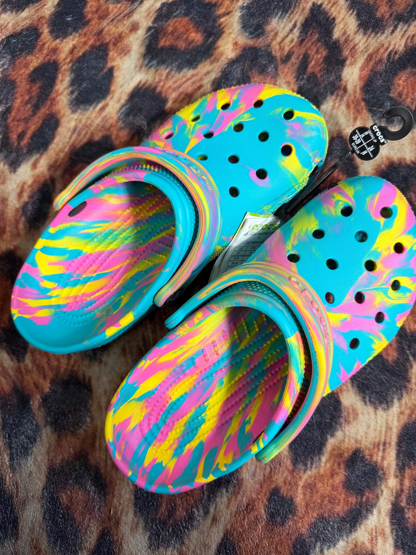 Rainbow Shoes : 8 : NEW