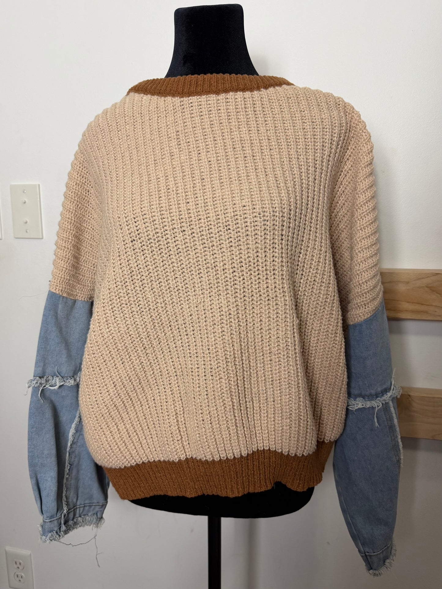 Denim Sleeve Sweater : M/L