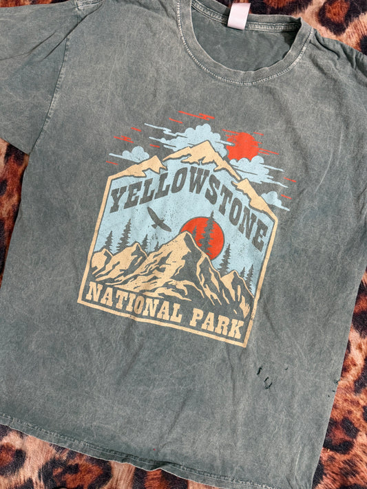 Yellowstone Tee : S/M