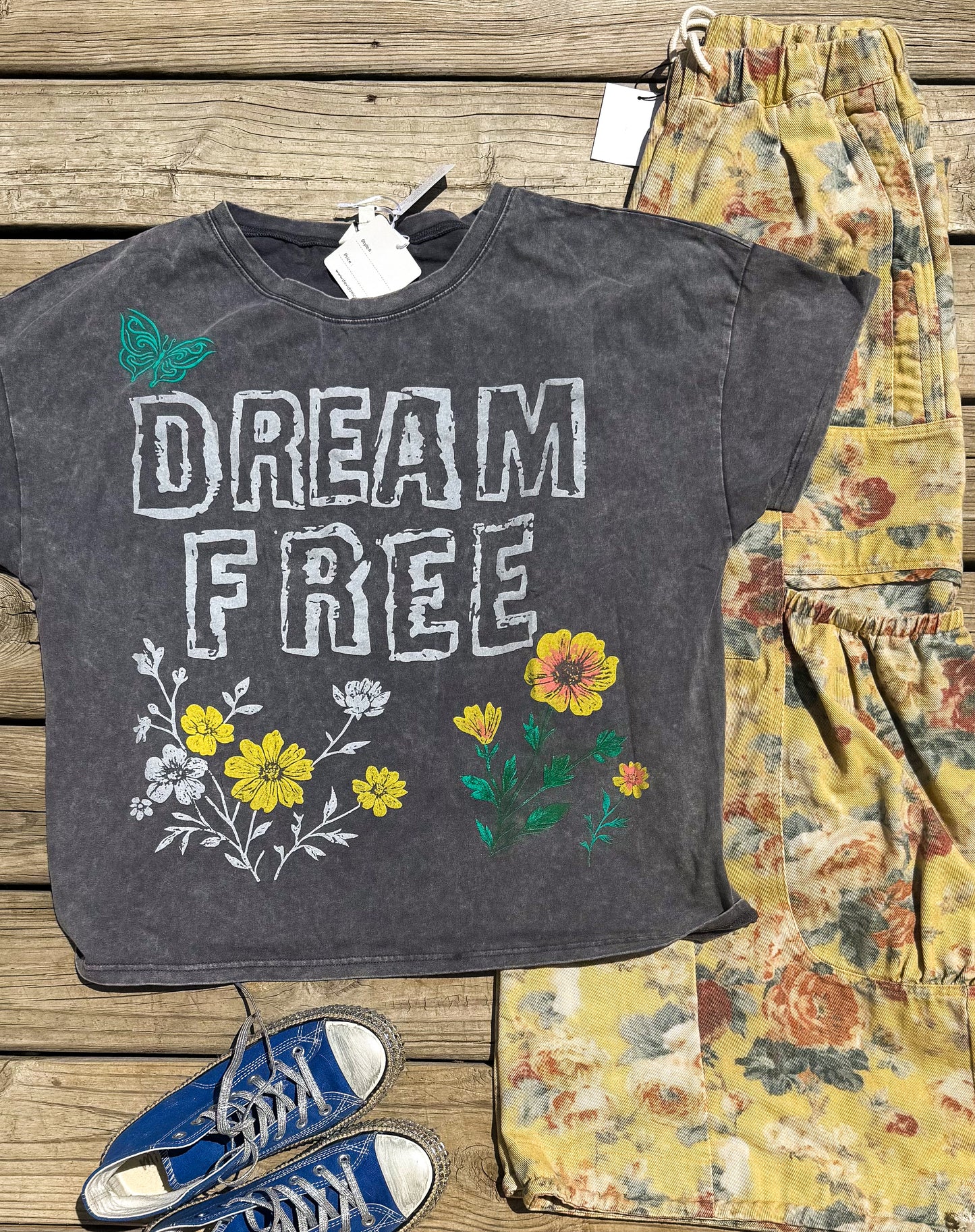 Dream Free Tee