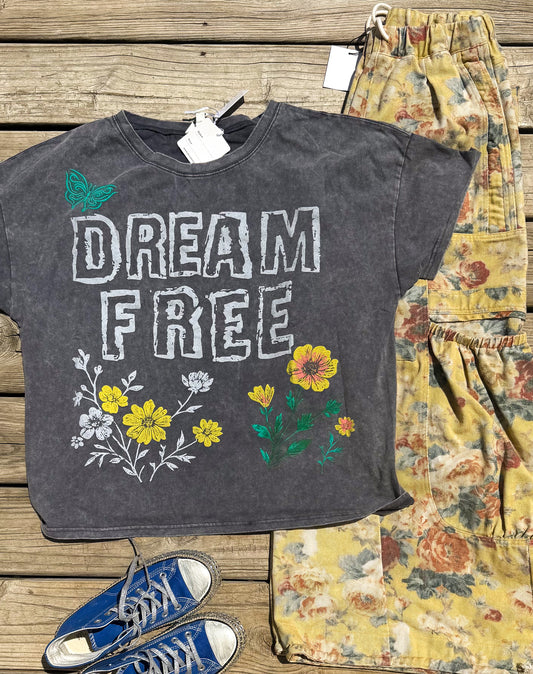 Dream Free Tee