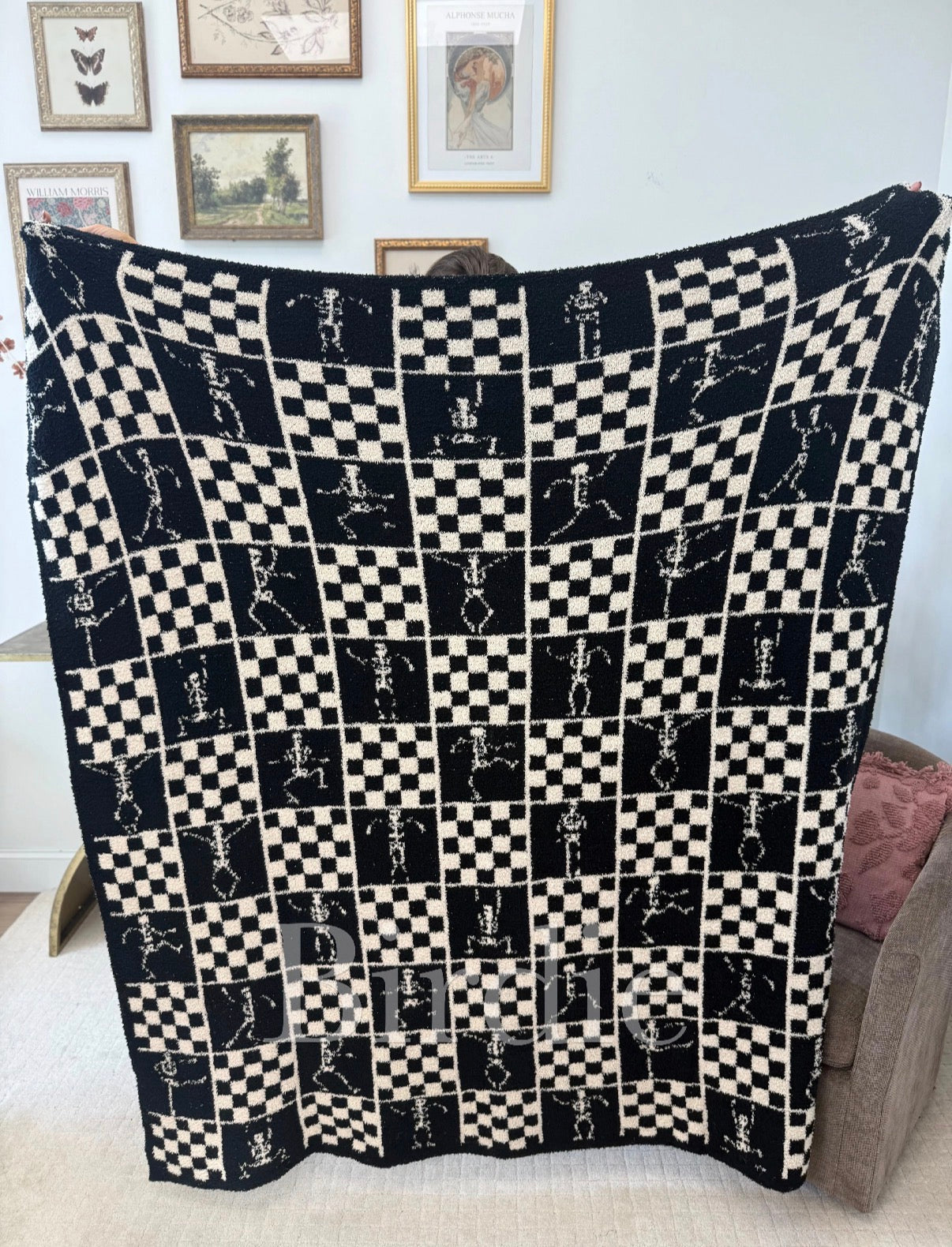 Skelly Lux Blanket