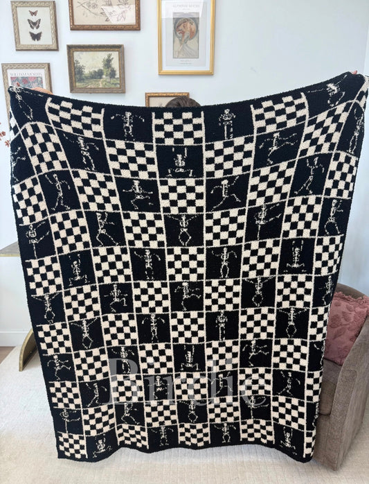Skelly Lux Blanket