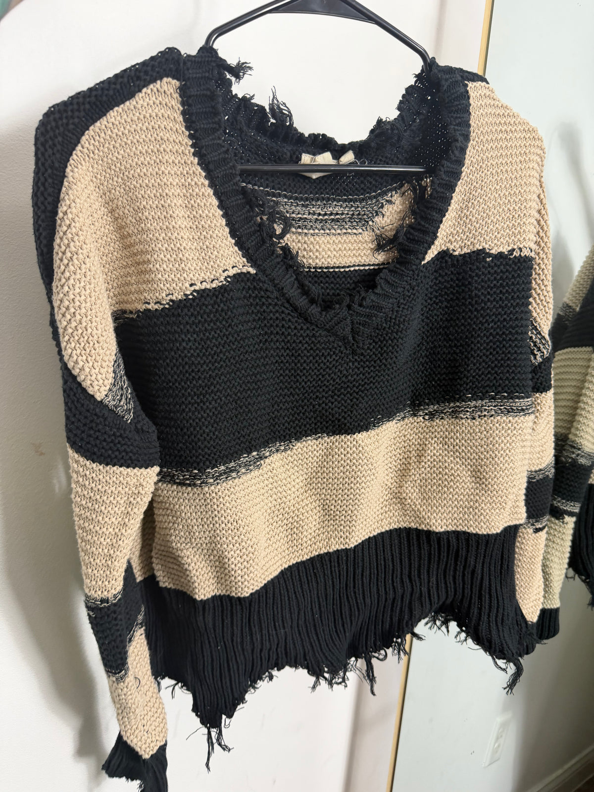 White Crow Striped Sweater : M
