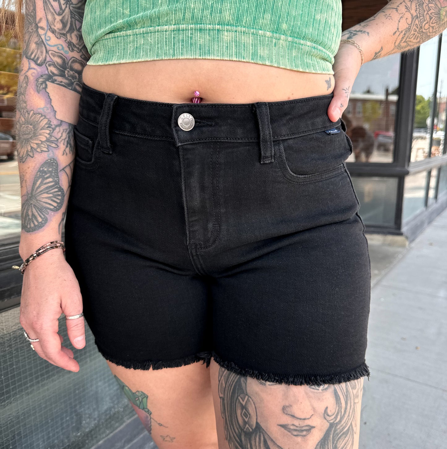 Frayed Cello Shorts : Black