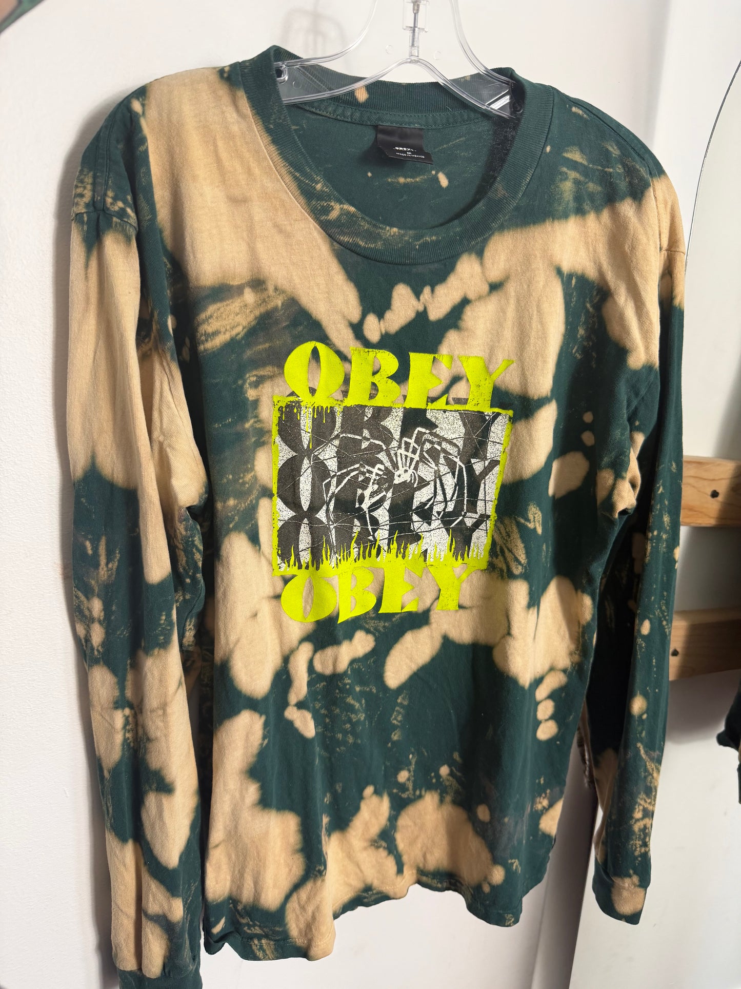 Obey Bleached Long Sleeve Tee : M
