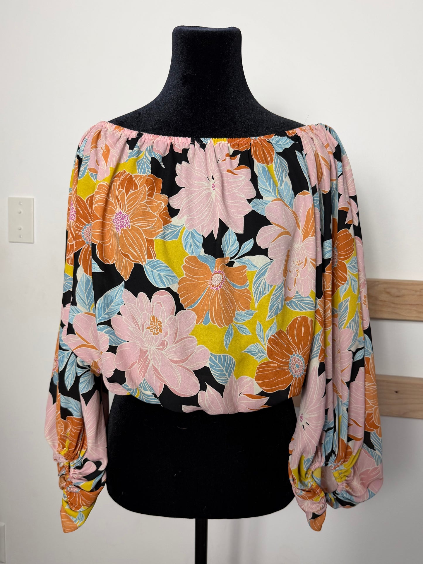 Willow & Root Floral Top : L