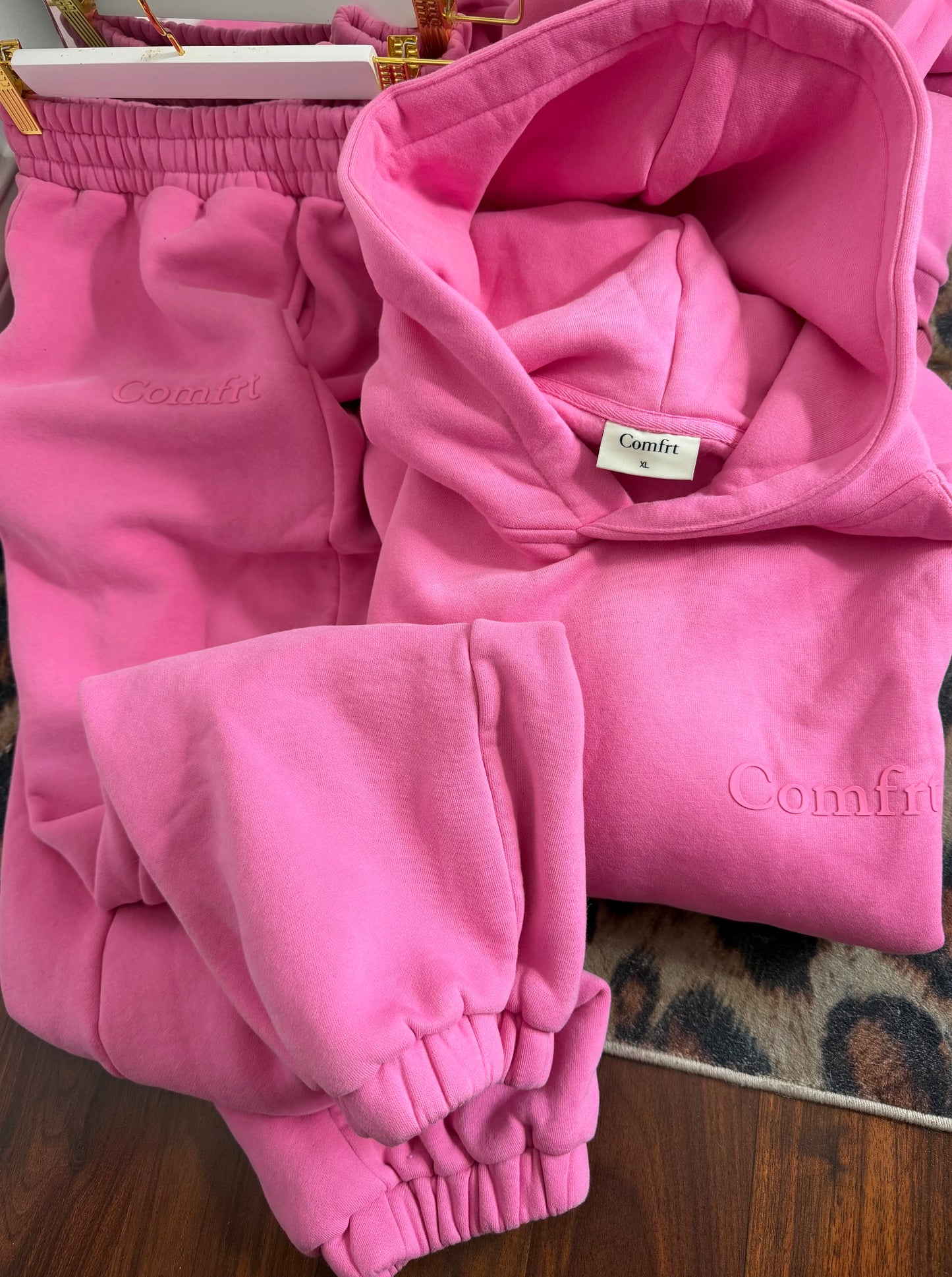 Cmft Pink Jogger & Hoodie : L/XL : NEW