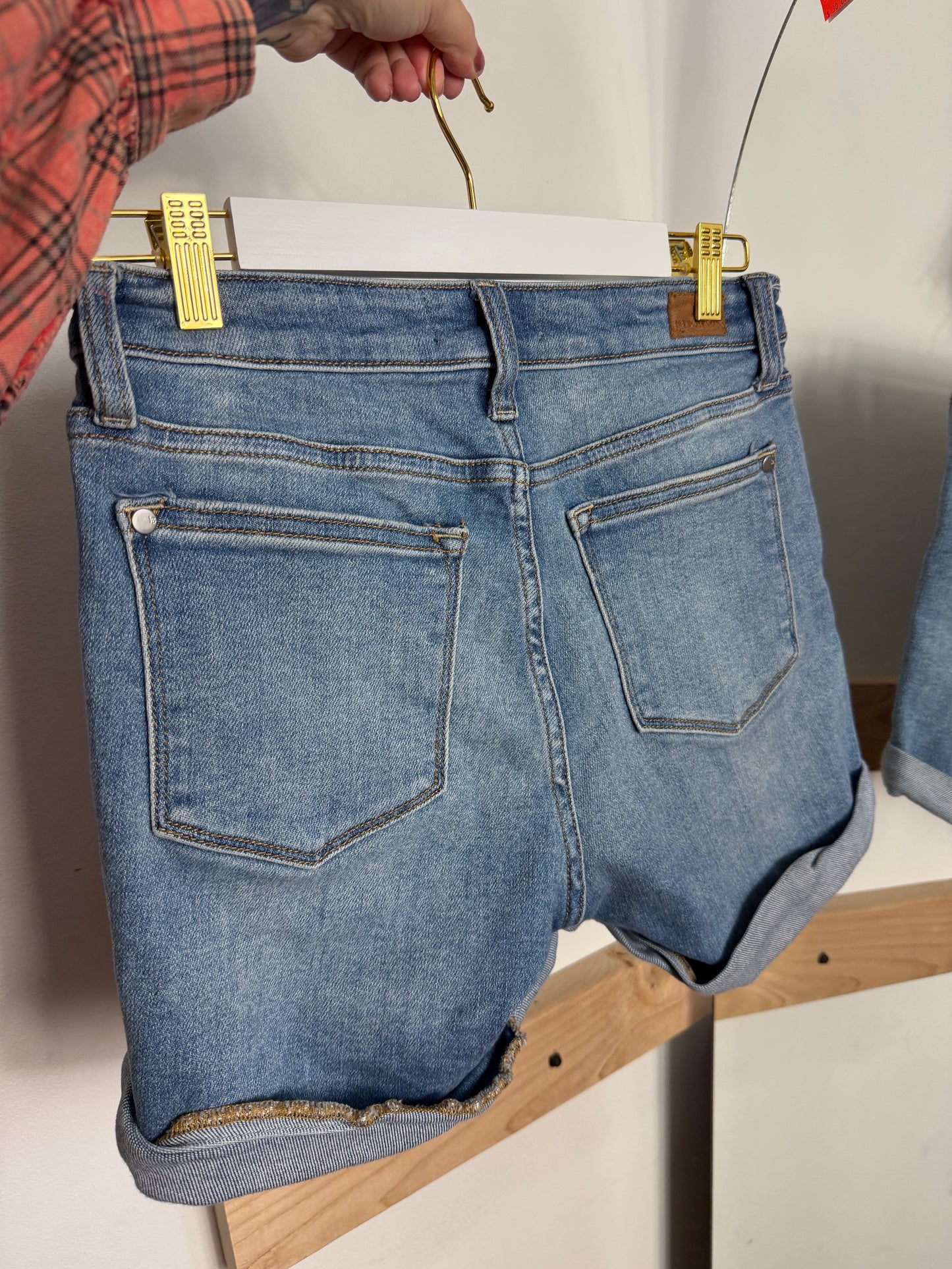 Judy Blue Shorts : M (27-29)